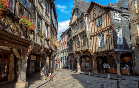 ブルターニュで過ごすディープな休日と巨石の島ガブリニ島を訪れる旅【11日間】