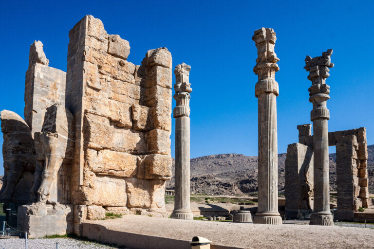 10月出発　古代ペルシャ、イラン周遊の旅【12日間】
